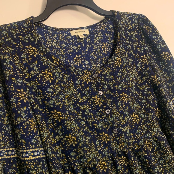 Max Studio Boho Floral Blouse - Picture 2 of 5